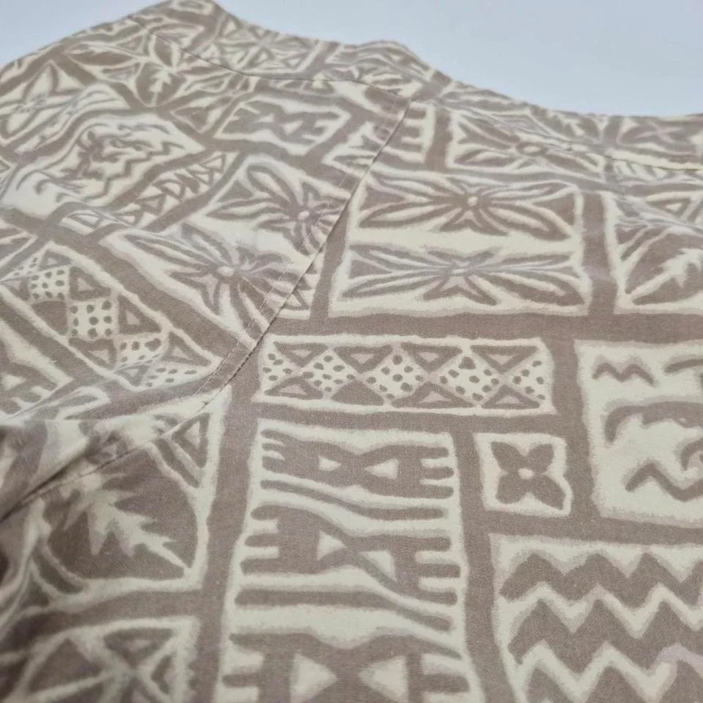 Y2K 90s Hawaiian brown and cream patterned cotton shorts‎